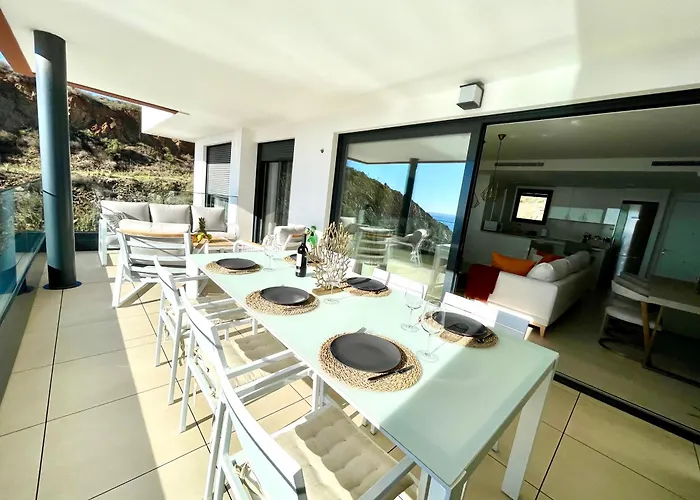 Dream By The Sea 丰希罗拉